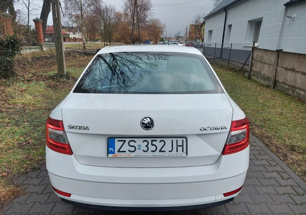 Skoda Octavia cena 37000 przebieg: 232062, rok produkcji 2018 z Nekla małe 232